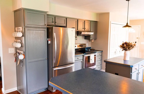 Athens House | Peaceful, Low Toxin Haven