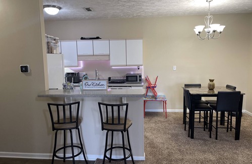 Westover Apartment | Peaceful Luxurious home w/Balcony