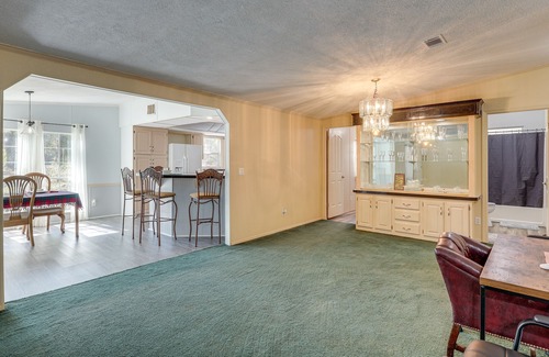 Boys Ranch House | Peaceful McAlpin Home on 5 Acres w/Private Deck!