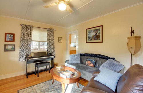 Walterville House | Peaceful McKenzie River Retreat Fish, Hike, and Ski