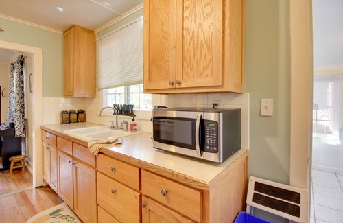 Walterville Cabin | Peaceful McKenzie River Retreat: Fish, Hike, & Ski