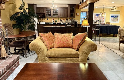 Conception Apartment | Peaceful Missouri Stay with Room to Roam