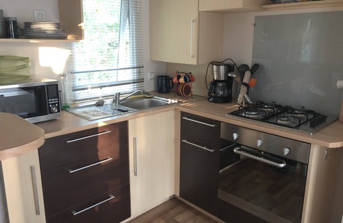 Eymet House | Peaceful mobile home in the heart of a walnut grove