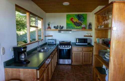 Poasito House | Peaceful Mountain Experience - Coyote House