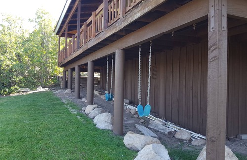 Pine Valley Cabin | Peaceful Mountain Getaway