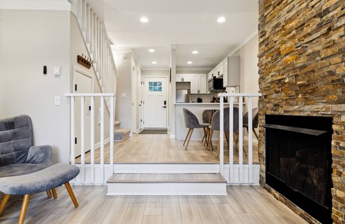 Banner Elk House | Peaceful MTN Haven with Fireplace & Views