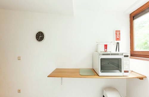 Bohon Apartment | Peaceful Nature Stay in Bohon