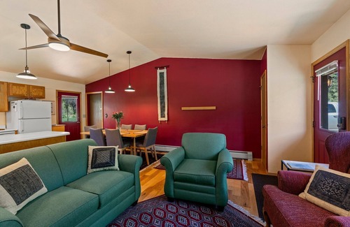 Durango - Purgatory House | Peaceful Neighborhood, 1-Level, 10 Min to Lake!