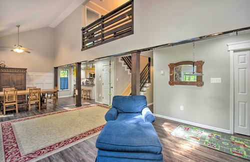 New Market Cabin | Peaceful New Market Cabin w/Deck & Fire Pit!