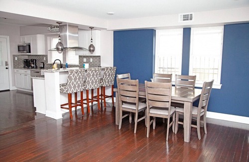 Gentilly Terrace House | Peaceful New Orleans Home! Perfect for your family or company.