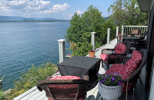 Sandpoint Cottage | Peaceful newly renovated 1 bdrm cottage near owner occupied deep water lake home