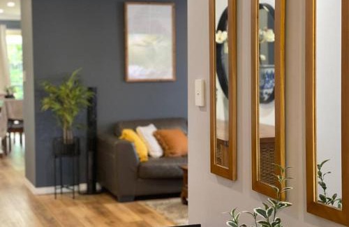 North Lakes House | Peaceful North Lakes Haven w A Touch of Zen