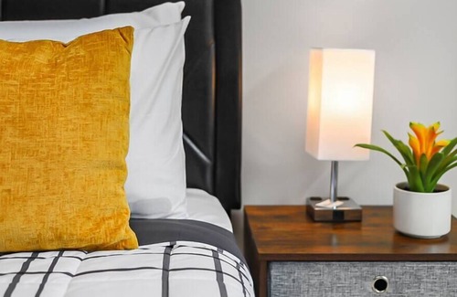 Fairfax Apartment | Peaceful Oasis Central Fairfax - Free parking
