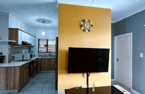 Tshwane Condo | Peaceful Oasis: Escape to Beach Bliss