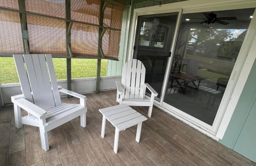 Lake Worth House | Peaceful oasis ready for you