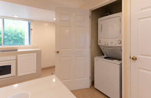 Zona Hotelera Norte Condo | Peaceful Oceanfront condo, Blue&White Calming Vibes, Attentive onsite staff