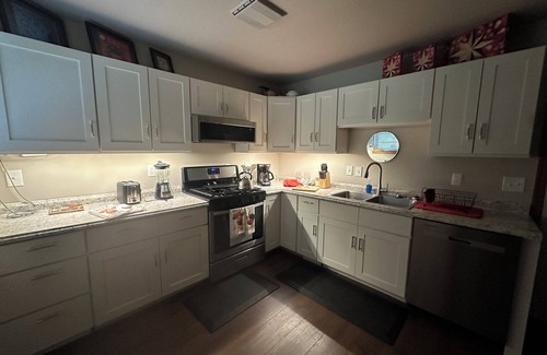 Benton City Apartment | Peaceful One Bedroom Attached Suite on Secluded 10 Acres on the River