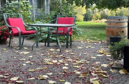 Benton City Apartment | Peaceful One Bedroom Attached Suite on Secluded 10 Acres on the River