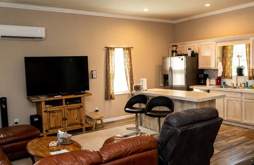 Banks County Cottage | Peaceful Paradise 3BR Cottage Getaway