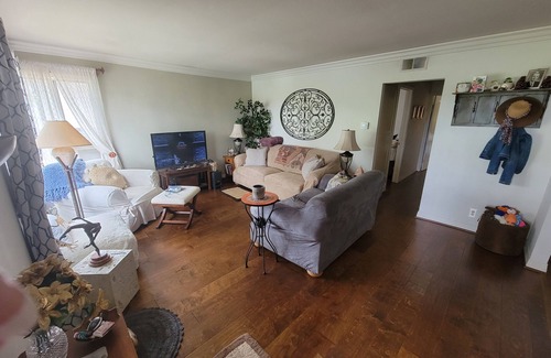 Woodbridge Condo | Peaceful & Pet-friendly 2B2B Condo in Exquisite Woodbridge, Irvine