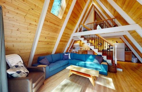 Arnold House | Peaceful Pine Getaway