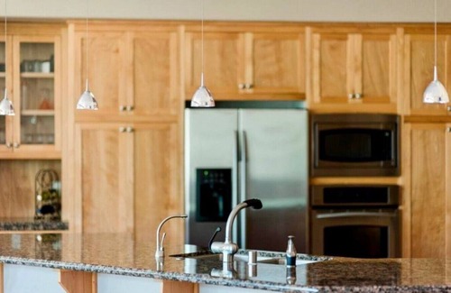 Gold Mountain House | Peaceful Pines | Golf | Pool | Hot Tub | Gym | A/C