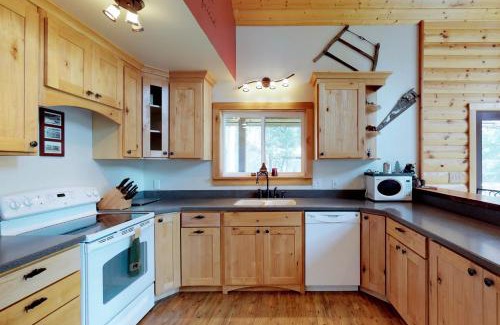 Leavenworth House | Peaceful Pines
