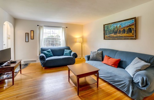 Squirrel Hill South House | Peaceful Pittsburgh Townhome w/ Large Yard