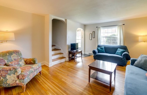 Squirrel Hill South House | Peaceful Pittsburgh Townhome w/ Large Yard