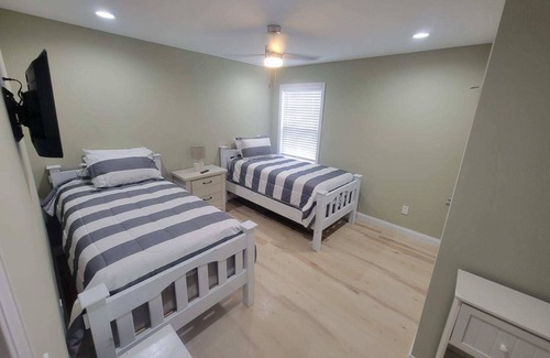 Cave City House | Peaceful private 3 bedroom & 2 bathroom new home near Mammoth Cave.