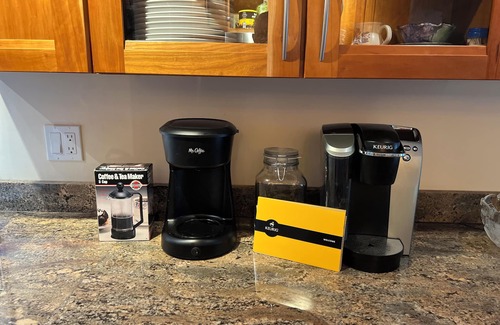 Ghent House | Peaceful & quiet 4-bedroom w pool, lovely garden, deck, outdoor shower, WiFi, AC