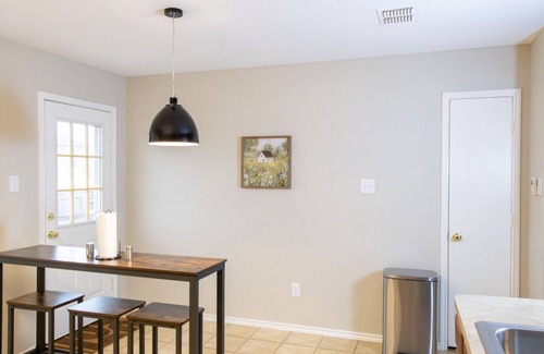 Fort Worth House | Peaceful & Quiet Neighborhood 30 Days Minimum Stay