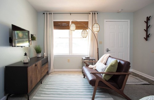 Oakley Apartment | Peaceful, Quiet Studio Near Biltmore Village