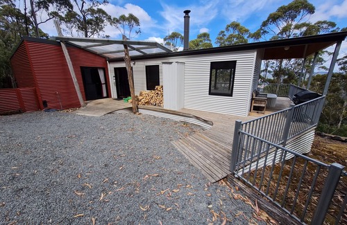 Ranelagh Cabin | Peaceful, relaxing eco cabin surrounded by nature, 50 min from Hobart