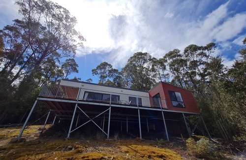 Ranelagh Cabin | Peaceful, relaxing eco cabin surrounded by nature, 50 min from Hobart