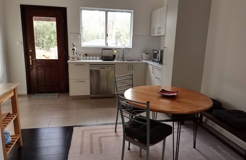 Kentdale Apartment | Peaceful relaxing Getaway in Karri Forest bordering a Nature Reserve.
