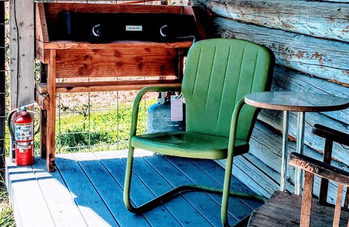 Drewsey Cabin | Peaceful, Remote Cabin + Epic Stargazing + Stunning Malheur River View
