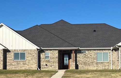 Klondike Villa | Peaceful Retreat with Spectacular Views near charming Sulphur Springs TX