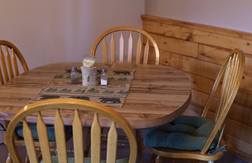 Bayfield Cabin | Peaceful retreat 1/2 mile from Lake Vallecito