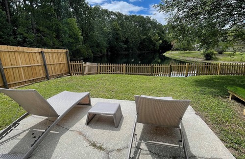 Arlington House | Peaceful Retreat 9 min to Stadium 14 min to the Beach