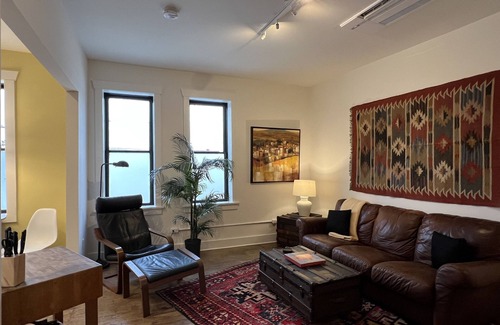 Colfax Apartment | Peaceful Retreat Above Fine Art Gallery in the Palouse
