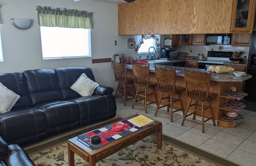 Quitman Apartment | Peaceful Retreat Apartment with carport in city limits