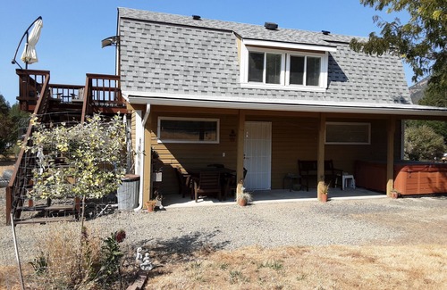 Williams House | Peaceful retreat away from the hubbub.