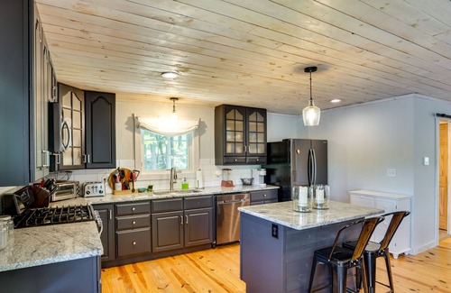Averill Park House | Peaceful Retreat on Burden Lake w/ Deck & Kayaks!