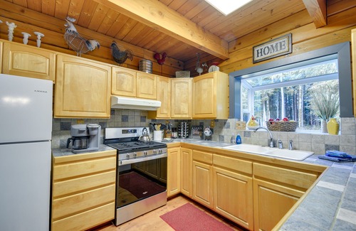 Forks House | Peaceful Retreat on 10 Acres < 7 Miles to La Push