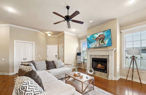 Fayetteville House | Peaceful retreat with Hot Tub, Theatre and Game Room - Minutes to U of A!