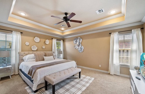 Fayetteville House | Peaceful retreat with Hot Tub, Theatre and Game Room - Minutes to U of A!