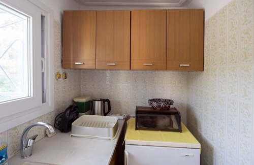 Agia Triada House | Peaceful roof apartment 3 min from the beach!