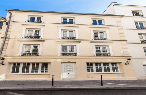 Quartier de Rochechouart Apartment | Peaceful room for 2 people - Sacré-Cœur