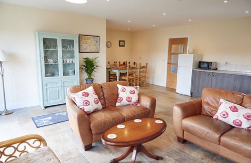 Edlingham Cottage | Peaceful rural dog friendly retreat with amazing views